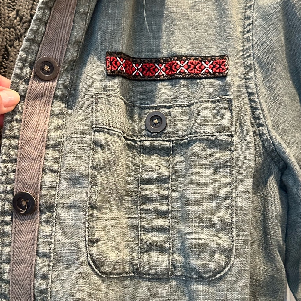 Button down shirt with sweater back and cute detailing